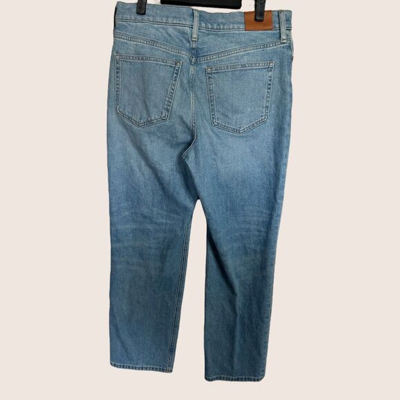 👖 SZ 29 JCREW REIMAGINED LIGHT WASH CLASSIC STRAIGHT FAIR TRADE JEANS - Picture 3 of 9